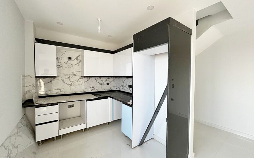 ALANYA PAYALLARDA SATILIK DENİZ MANZARALI SIFIR 2+1 DUBLEKS DAİRE